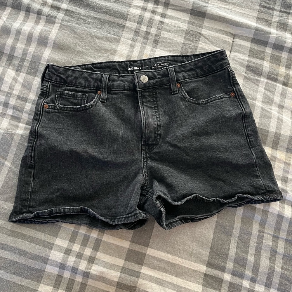 Old navy blackk denim shorts, black jean shorts, size 10